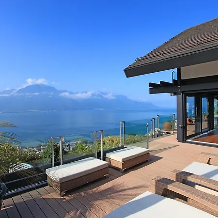 Deck *